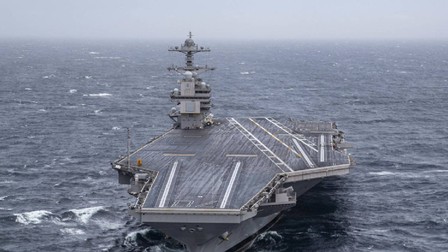 Portavionul USS Gerald Ford a sosit duminică în Marea Caraibelor Foto: Hepta
