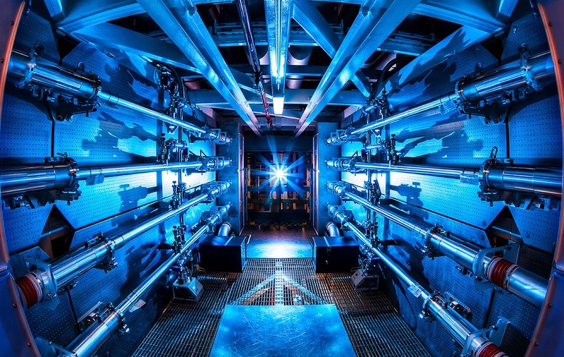 DESCOPERIRE EPOCALĂ. Un fizician român explică modul în care o invenție a cercetătorilor americani în fuziune nucleară ar putea aduce „energie aproape fără limite”