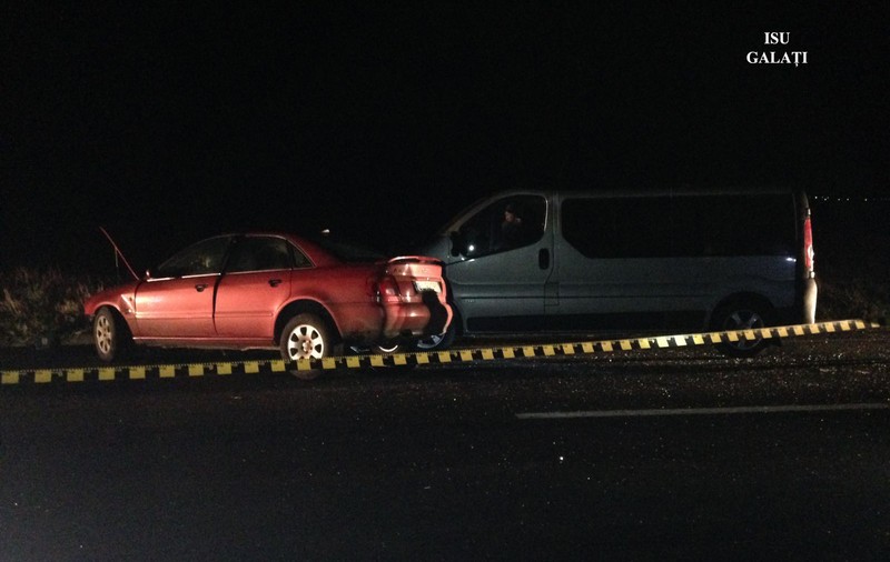 Trei morți și 11 răniți în urma unui accident cu patru mașini implicate / GALERIE FOTO