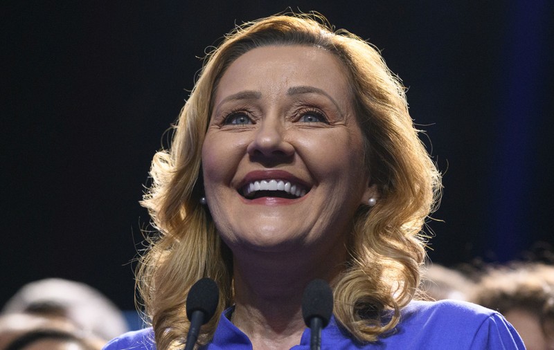 Elena Lasconi, apel video cu Emmanuel Macron: „Miza este viitorul României” | VIDEO