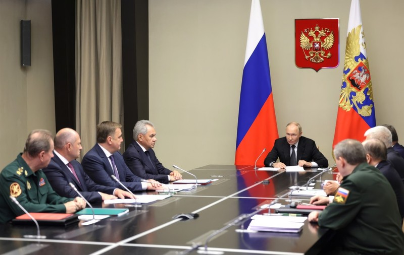 „Blestemul lunii august” bântuie din nou Rusia. Cum ar putea răspunde Putin, primul lider rus după Stalin care a pierdut teritorii în fața unei armate străine