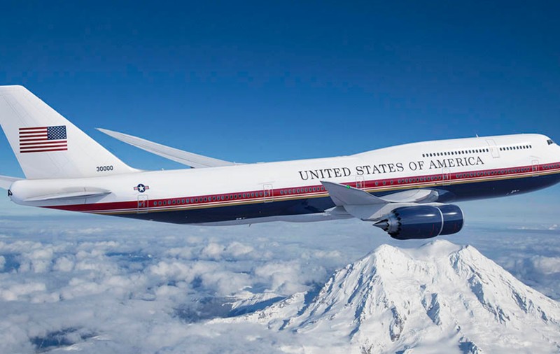 Boeing a pierdut deja peste 3 miliarde de dolari cu noile Air Force One. Avioanele prezidențiale întârzie până în 2028