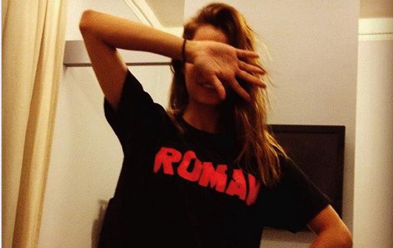 N-o să-ţi vină să crezi cine îi face reclamă Mădălinei Ghenea