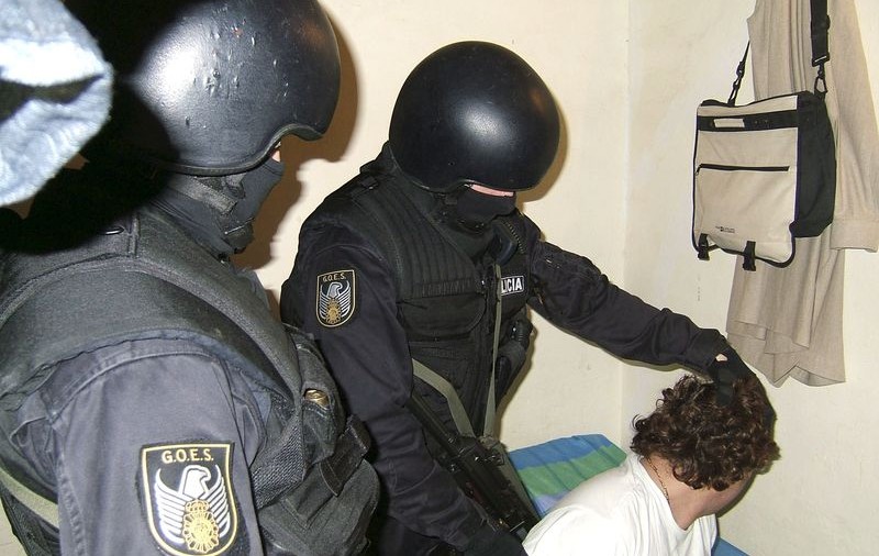 25 de hoţi români arestaţi şi în Spania