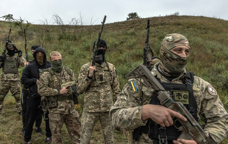 Contrabanda cu arme din Ucraina - o problemă reală sau inventată? Consilier în Ministerul Apărării de la Kiev pentru Libertatea: „Cum să facem contrabandă cu ceea ce ne lipsește?”