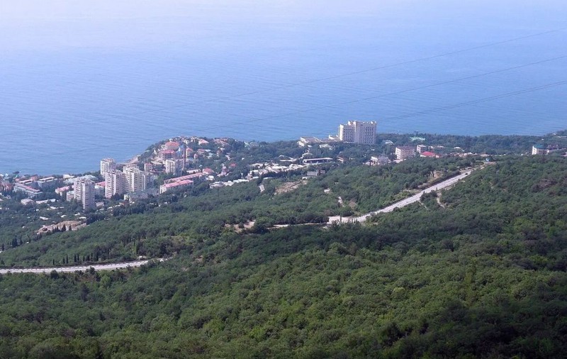 Dronele ucrainene au lovit un resort din Crimeea ocupată, aproape de vilele de stat ale Rusiei unde ar fi fost „oaspeți importanți”