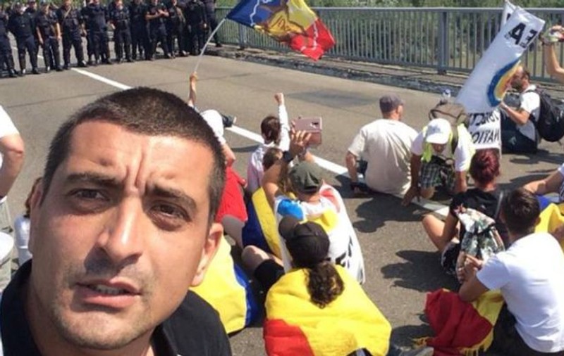 Ambasada României la Chișinău s-a autosesizat cu privire la cazul românilor cărora nu le-a fost permis accesul în R. Moldova