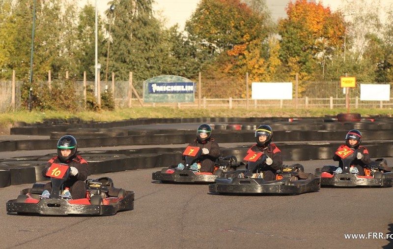 Stejarii s-au distrat la karting, în aşteptarea meciului cu naţionala Canadei, marți, ora 18:45 / GALERIE FOTO