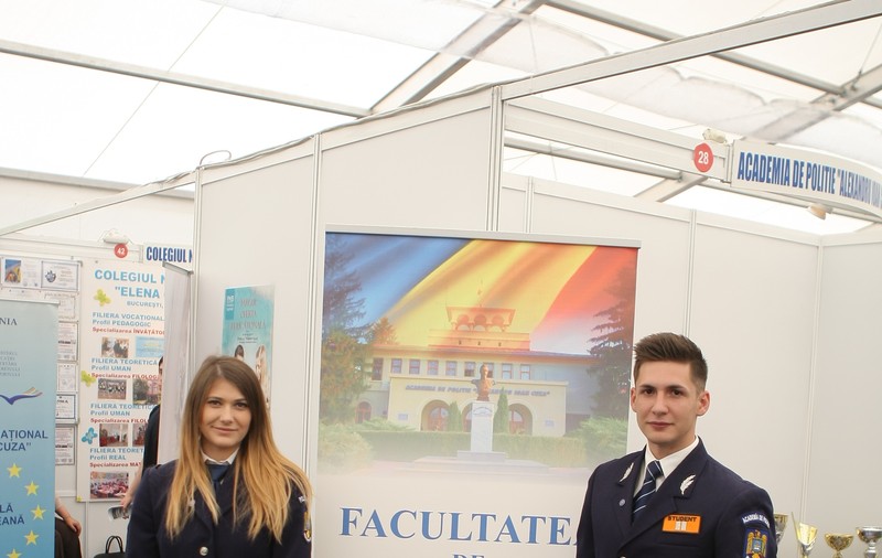 EXCLUSIV / Un sindicat vrea să schimbe total regulile la admiterea în școlile de poliție. Probe sportive egale pentru bărbați și femei!