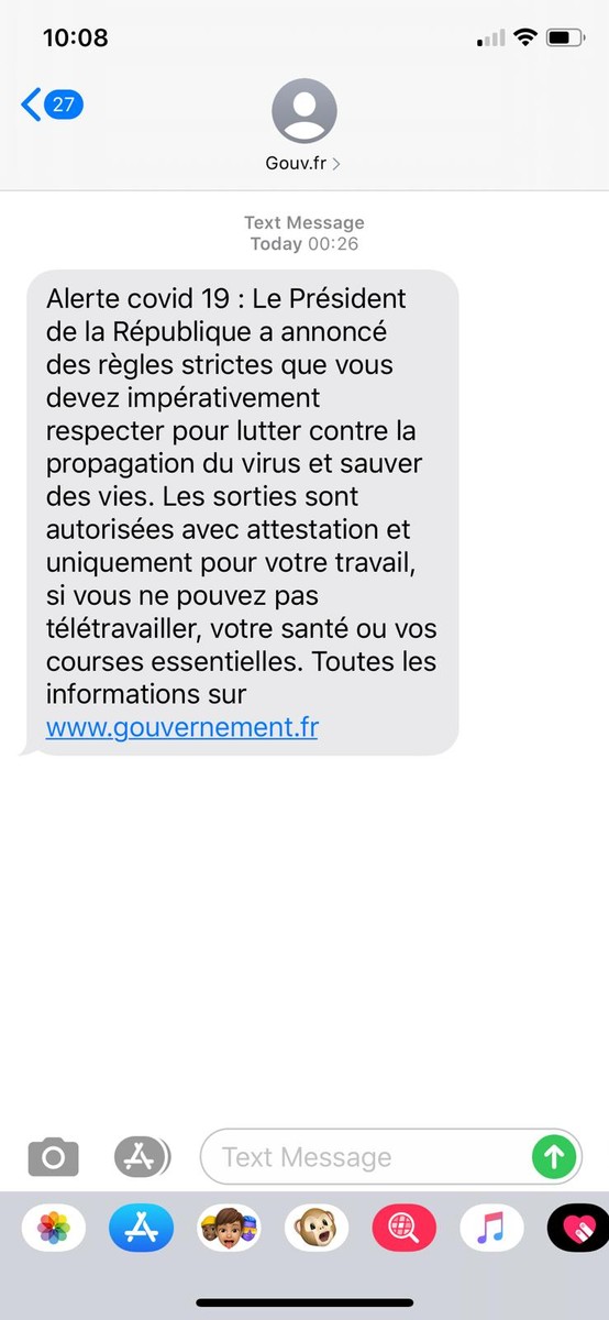 Mesajul primit din partea Guvernului francez, prin care oamenii sunt informați de noile reguli