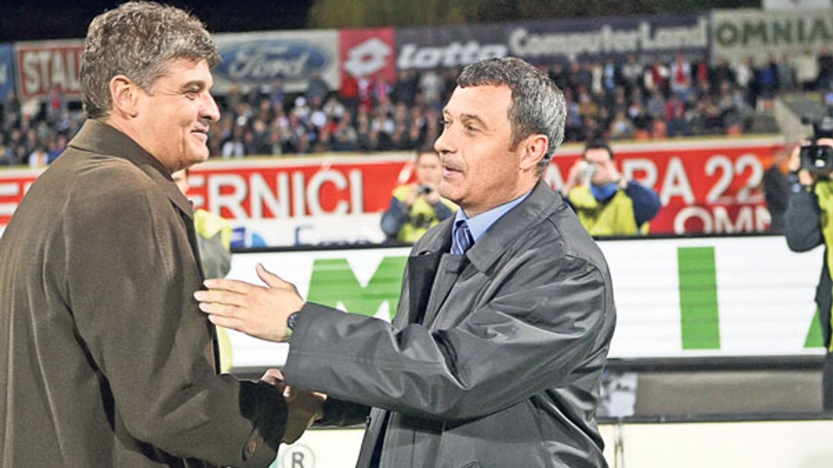 Mircea Rednic (dreapta) a rămas în relații bune cu Ioan Andone (dreapta)