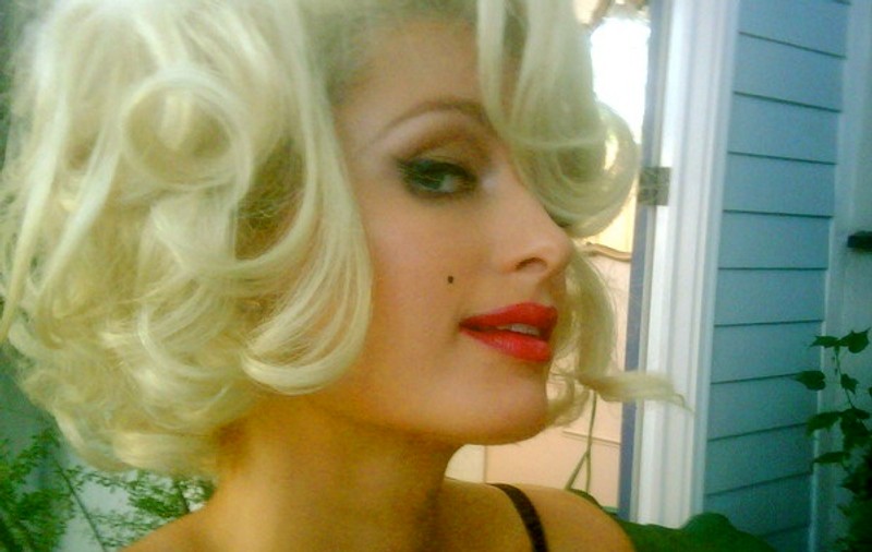 Paris Hilton, "reîncarnarea" lui Marilyn Monroe