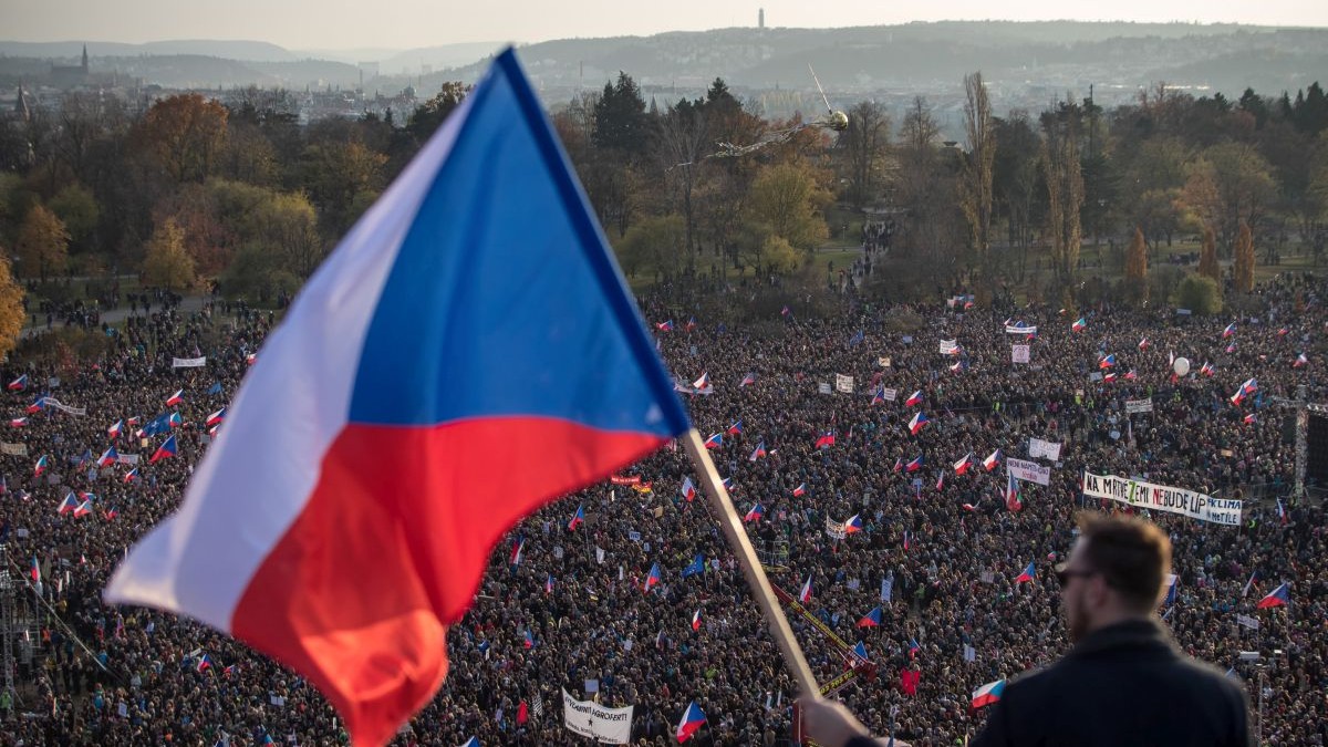 Ultimul protest masiv a strâns un sfert de milion de oameni la Praga