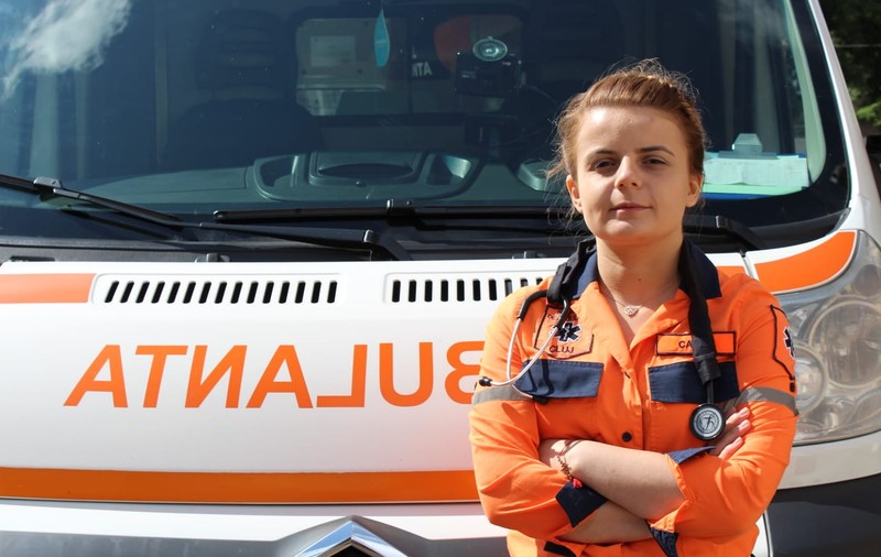 Ce se întâmplă când Ambulanța pierde 1.000 de angajați. „Medicul se joacă de-a Dumnezeu. Când ai 20 de cazuri grave și un singur echipaj liber, la cine îl trimiți?”