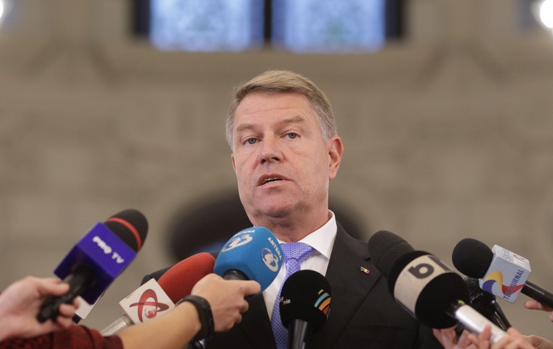 Klaus Iohannis, replică pentru Viorica Dăncilă: "Voi merge la şedinţele de Guvern, nu mă trimite doamna premier să citesc site-ul"