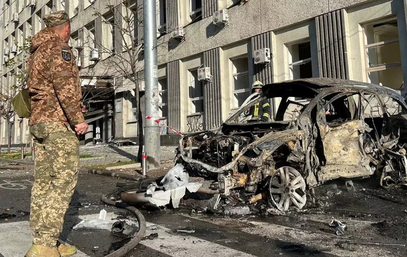 România și alte zece state din centrul și estul Europei declară că bombardamentele masive din Ucraina sunt crime de război