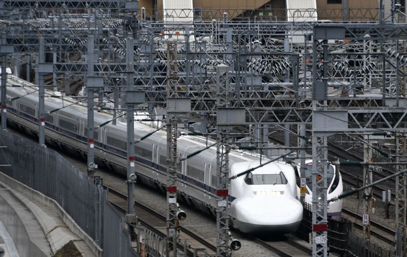 Un tren din Japonia a plecat mai devreme cu 25 de secunde. Ce explicație a dat compania