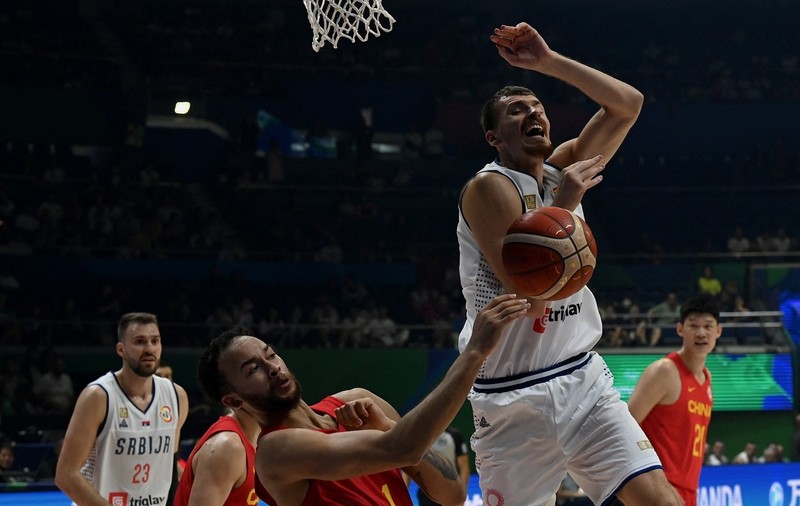 Sârbul Borisa Simanici a fost operat şi i-a fost extirpat un rinichi, după o lovitură primită în meciul de Sudanul de Sud, la Mondialul de baschet din Filipine