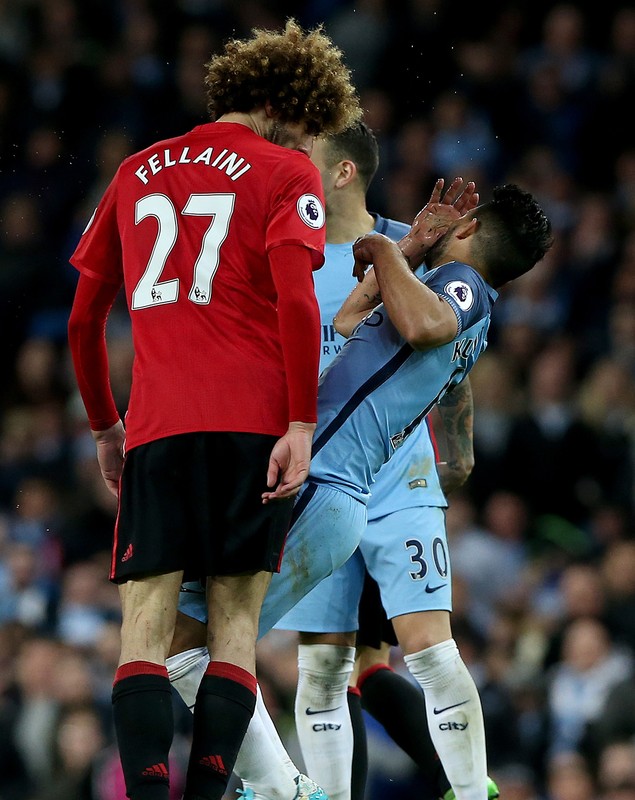 Anglia, etapa a 26-a. Restanța Manchester City - Manchester United s-a terminat egal. Fellaini l-a făcut KO pe Aguero | GALERIE FOTO&VIDEO