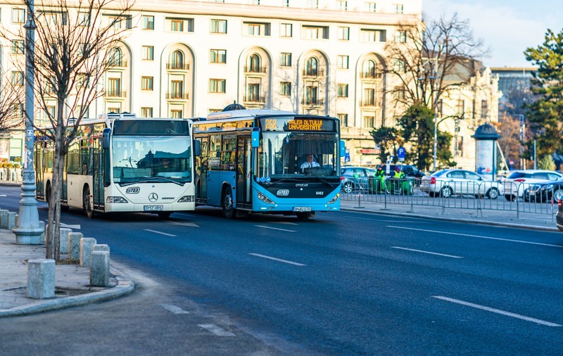 Cum cumperi bilet de STB prin SMS. Numărul la care trebuie să trimiți mesaj