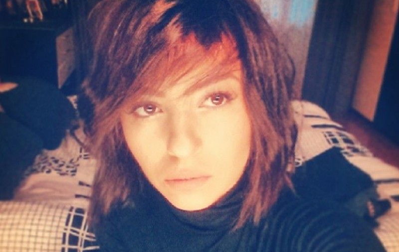 GIULIA A DEFILAT încălţată cu NIŞTE ADIDAŞI ORIBILI! Ţie îţi plac noii PANTOFI AI VEDETEI?