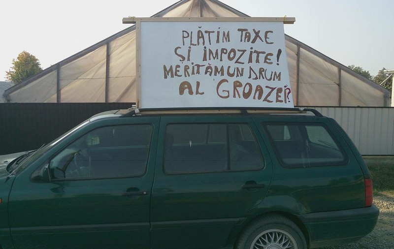 Au protestat față de starea proastă a DJ 296 GALERIE FOTO
