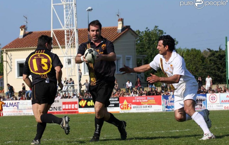 Povestea lui Thomas Lievremont, selecționerul reprezentativei de rugby a României. Cântă la flaut, e prieten cu Eric Cantona, are un bar și un domeniu de golf