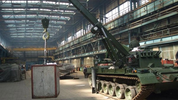 Romarm SA și cele 15 filiale ale sale vor fi reorganizate într-un holding industrial integrat până la sfârșitul anului. Foto: Facebook / Defense Romania