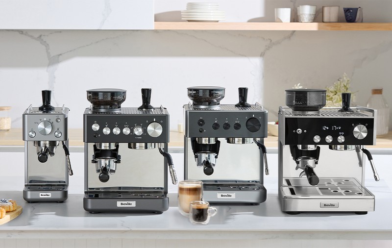 Breville a lansat noua gamă Barista cu un show de latte art