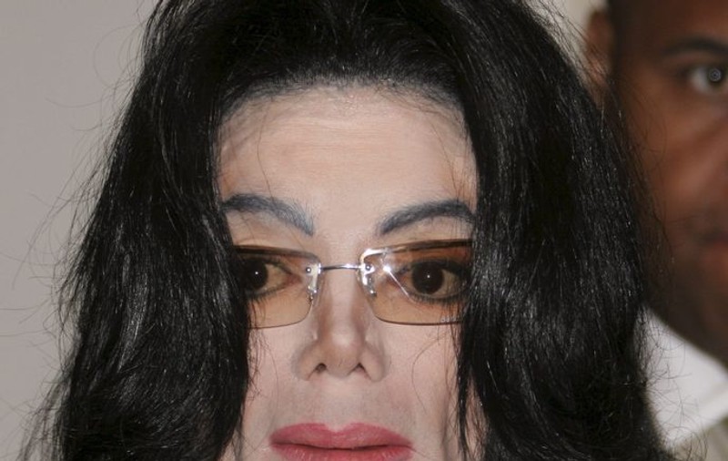 Rezultatele autopsiei lui Michael Jackson, publicate săptămâna viitoare