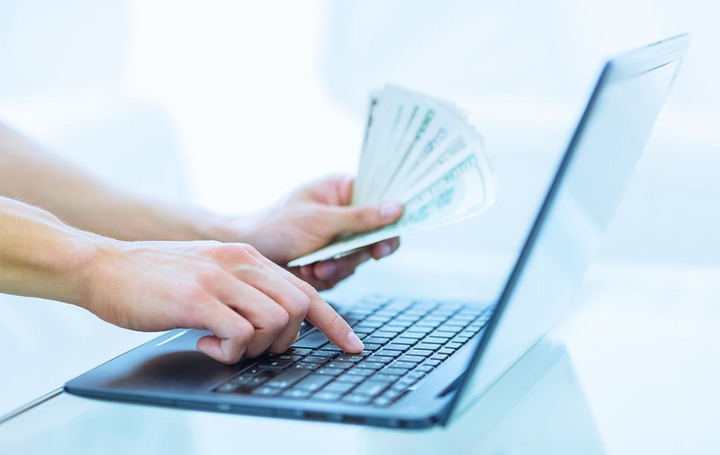 Ce presupune accesarea unui credit rapid online nebancar. Informații utile de urmat