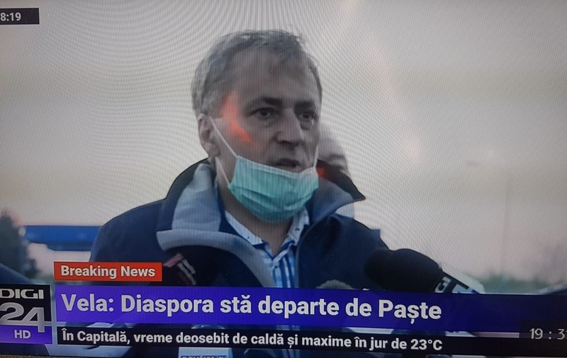 Alături de restul autorităților, ministrul Vela se gândește să facă masca obligatorie în spațiile publice, dar o poartă așa cum vedeți