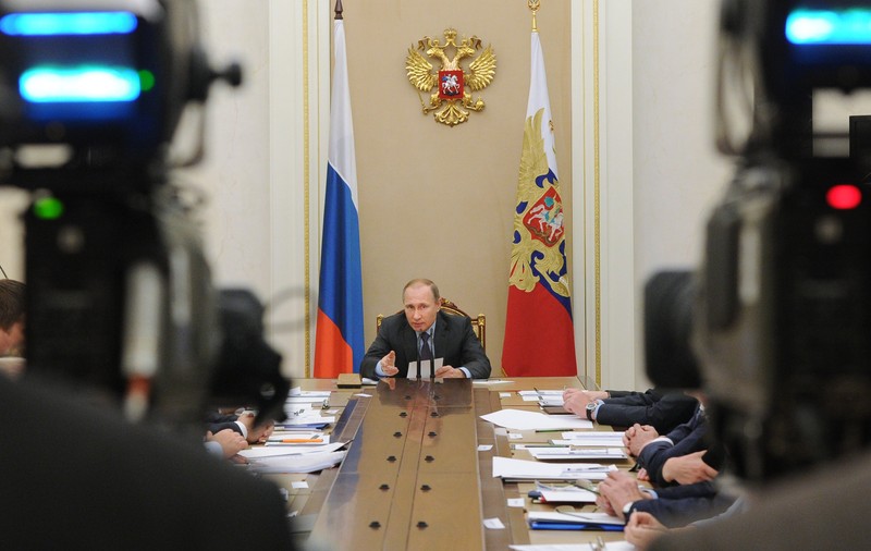 Rusia, supărată pe Klaus Iohannis din cauza unei expoziții:  ”N-am uitat de partea cui a luptat România în Al Doilea Război Mondial”