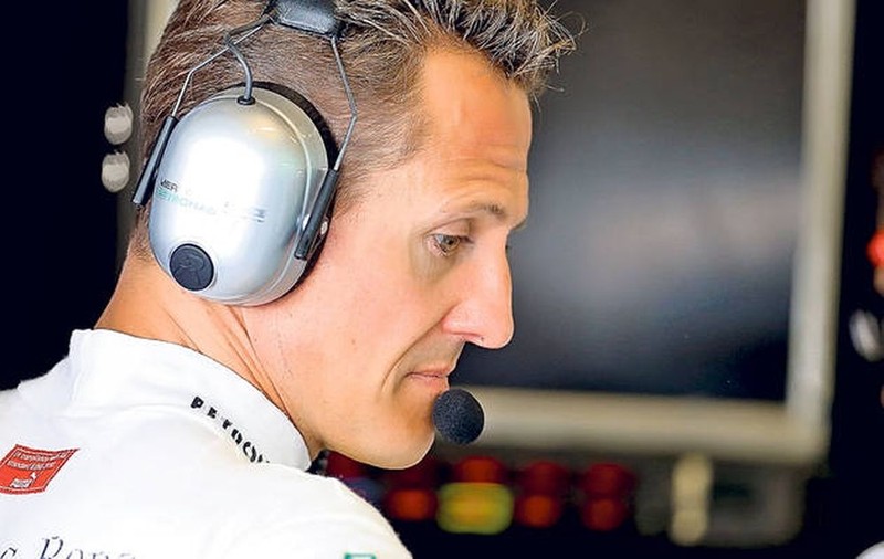 VESTEA ZILEI pentru fanii săi! SCHUMACHER A CLIPIT. Medicii sunt entuziasmaţi