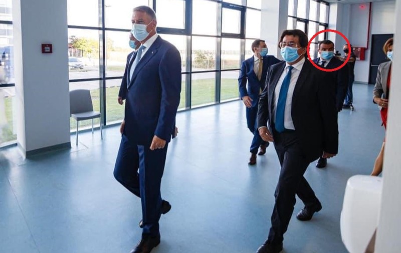 Președintele CJ Timiș a fost depistat cu COVID-19, la trei zile după ce s-a întâlnit cu Klaus Iohannis și cu Nicolae Robu, la un eveniment oficial