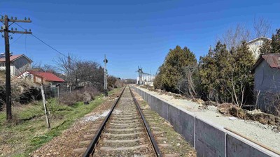 Gara de pe litoral în care nu vor opri Trenurile Soarelui: la Neptun, vor fi folosite în continuare peroanele vechi