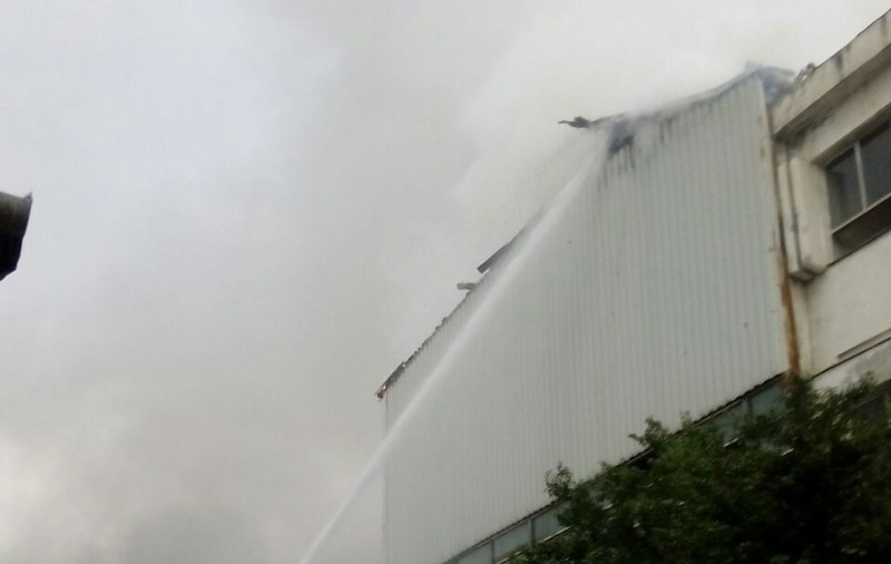 Incendiu la Sibiu, la fosta fabrică de cântare Balanța