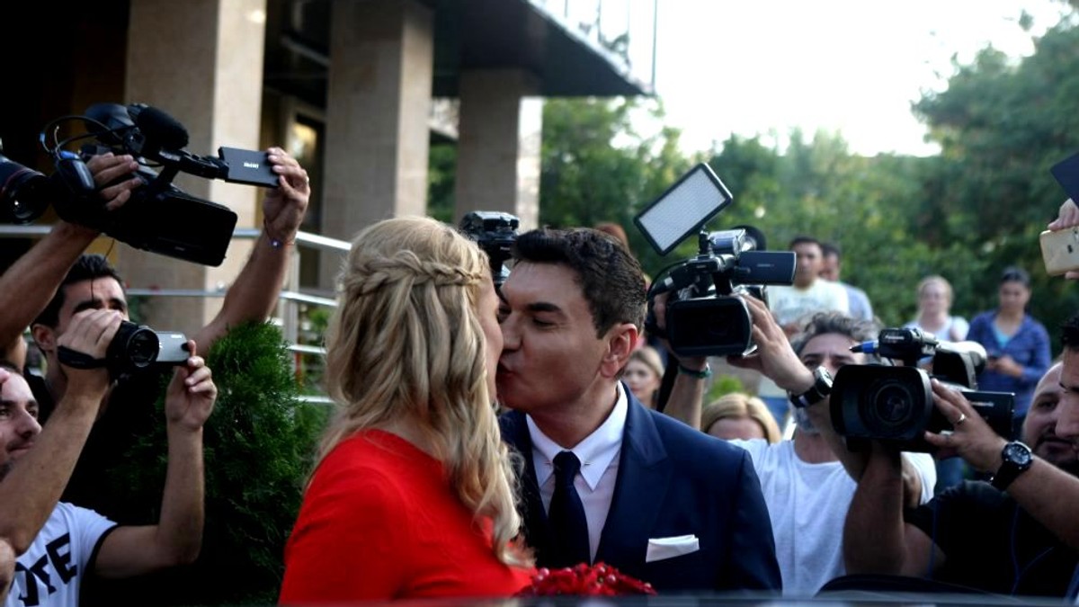 Misterul rochiei purtate de Valentina Pelinel la cununie. N-a cumpărat-o special pentru cea mai importantă zi din viața ei