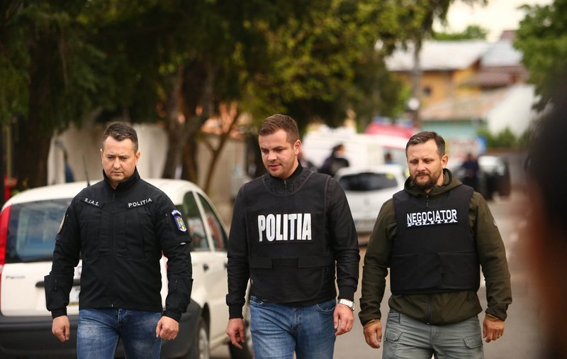 Noi detalii în cazul fetiței sechestrate de tatăl ei, dezvăluite de ministrul Bode. Care au fost cele mai tensionate momente