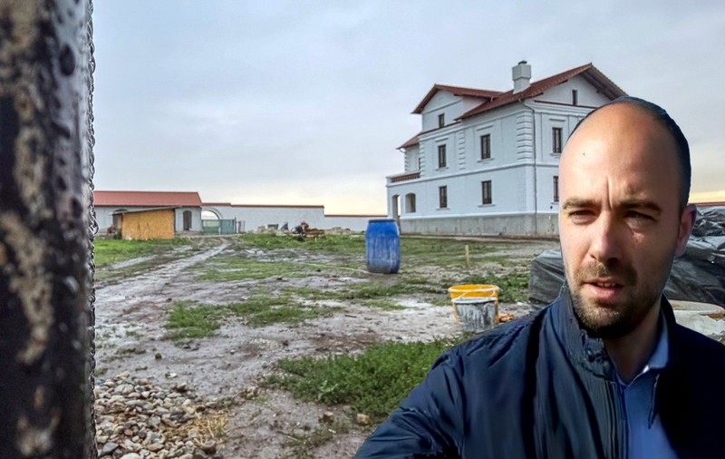 Ruta cumetriilor pe bani din PNRR: de la administrat balastierele șefului din PSD Marius Oprescu, un fost consilier județean din Olt a trecut la restaurat monumente în programul România Atractivă
