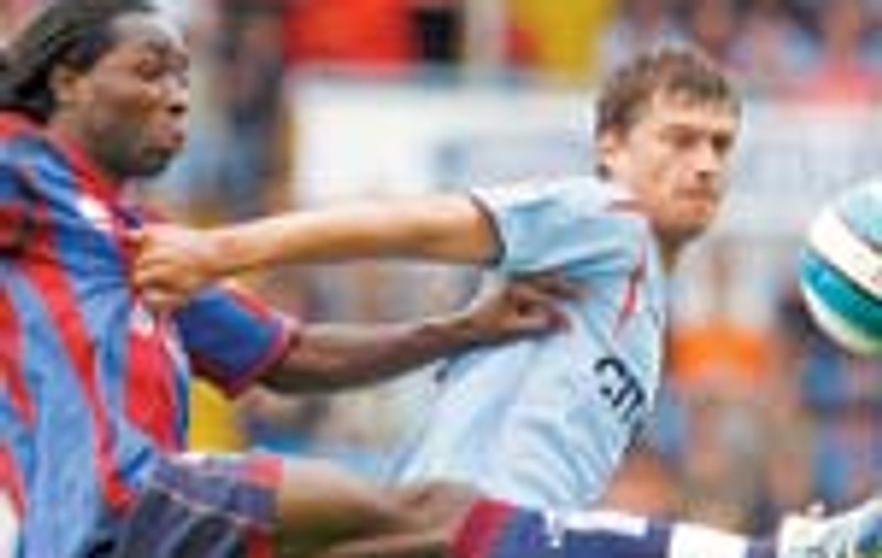 Tamas s-a rupt de fratii Becali