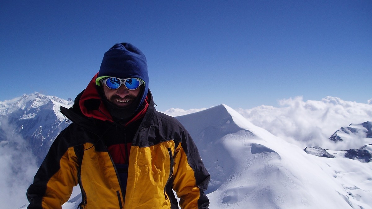 Ticu Lăcătușu, primul român care a urcat pe Everest