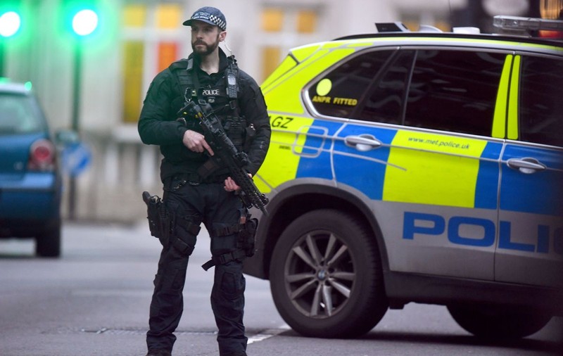 Avertisment MAE: Risc ridicat de atentat terorist în Marea Britanie