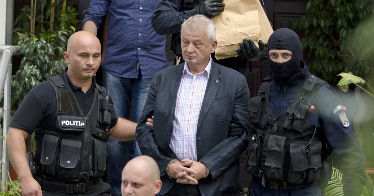 Sorin Oprescu a fost arestat în septembrie 2015, când era la al doilea mandat de primar al Capitalei