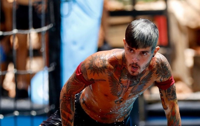 Zanni este singurul concurent de la „Survivor România” care are voie să se tundă. „Îl dădea afară instant”