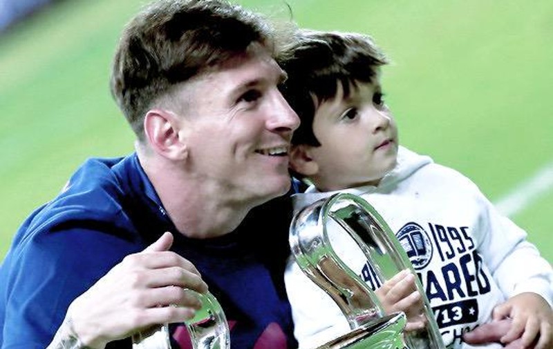 Leo Messi a celebrat cu fiul său câștigarea UCL / GALERIE FOTO