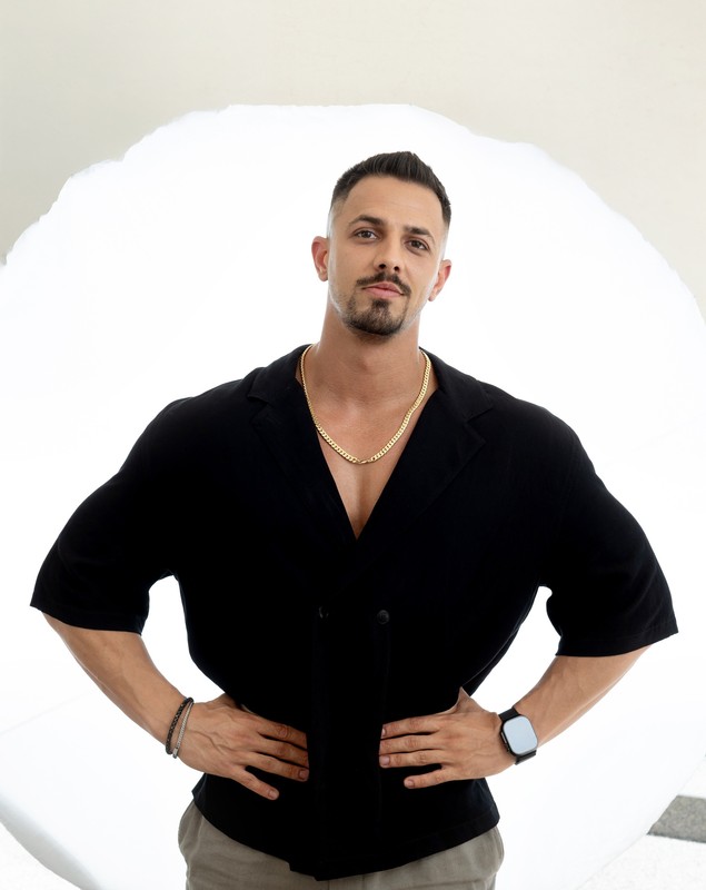 Cine sunt cei 4 noi concurenți de la „Burlacii: Foc în Paradis”. Surprize mari în reality show-ul de la PRO TV și VOYO