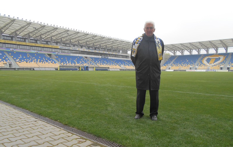 Fostul internațional Mircea Dridea împlinește vineri 80 de ani. Dialog memorabil cu seniorul fotbalului ploieștean, ”Mister Petrolul” | FOTO&VIDEO