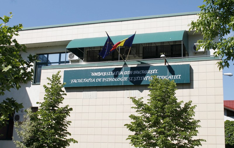 Nemulțumiri la admiterea la Psihologie în București, unde s-au înscris 37 de candidați pe un loc la buget: „Publicați subiectele, transparență am vrea”