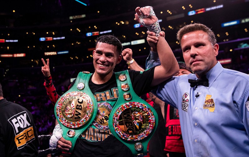 David Benavidez, fost adversar al lui Ronald Gavril, a recucerit centura WBC la supermijlocie